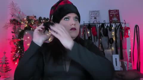 Snapshot of vanessa_moka chatting on December 22, 2025, 12:24 pm Vanessa online show from December 22, 2025, 12:24 pm