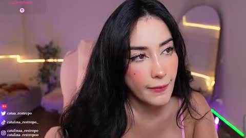 vanessa sexxy online show from December 16, 2025, 1:43 am