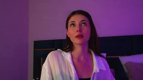 Vanessa online show from January 14, 2026, 6:13 pm