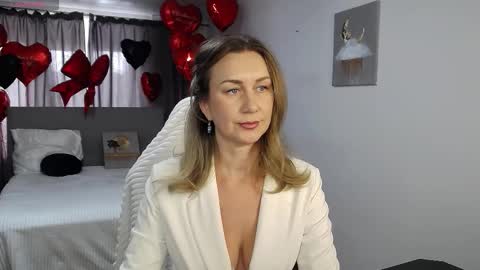 Vanessa  online show from February 24, 2026, 8:34 am