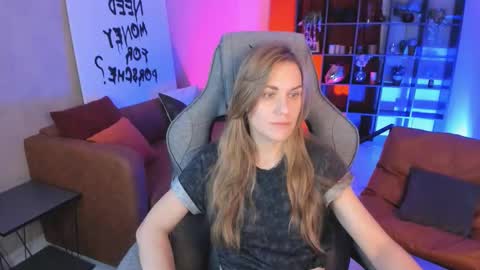 Vanessa online show from October 23, 2025, 5:51 am