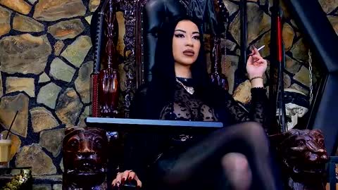 Snapshot of vanessamorningstar1 chatting on October 18, 2025, 12:06 pm Miss Vanessa online show from October 18, 2025, 12:06 pm