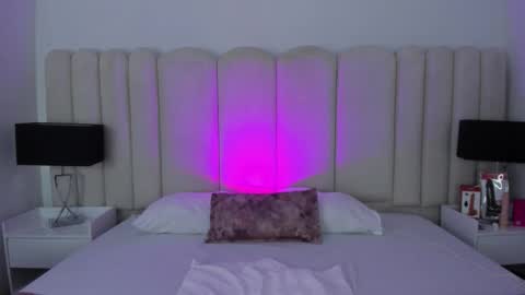 Vanessa Sexy Paris online show from November 24, 2025, 10:42 pm