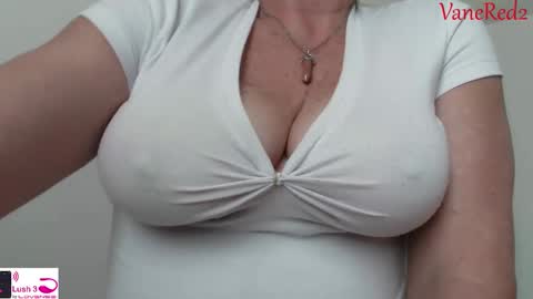 Vanesared2 online show from February 20, 2025, 7:08 pm