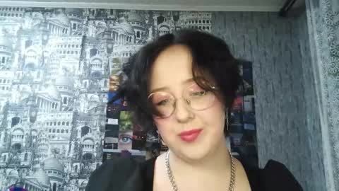 Snapshot of vanessashadow chatting on November 20, 2025, 7:02 pm vanessashadow online show from November 20, 2025, 7:02 pm
