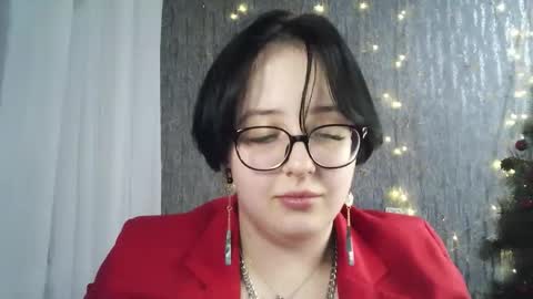 vanessashadow online show from February 12, 2026, 7:31 pm