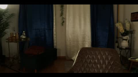 Snapshot of vanilla_velvet chatting on May 18, 2026, 3:18 pm Annabet online show from May 18, 2026, 3:18 pm