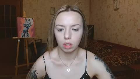 VanillaMuffin online show from November 9, 2025, 6:55 am