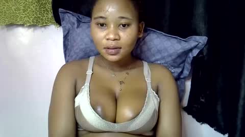 vanillavenus online show from November 23, 2025, 11:26 pm