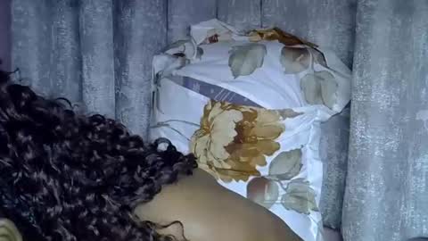 vanillavenus online show from March 19, 2026, 12:14 am