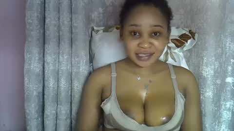 vanillavenus online show from June 29, 2026, 1:33 pm