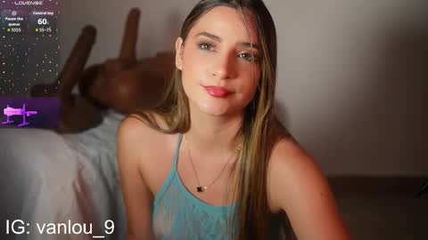 Vanilu online show from October 20, 2025, 10:43 pm