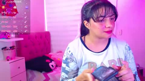 Snapshot of vannessa_shy chatting on December 7, 2024, 3:52 pm Vanesa online show from December 7, 2024, 3:52 pm