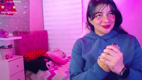 Snapshot of vannessa_shy chatting on December 13, 2024, 10:34 pm Vanesa online show from December 13, 2024, 10:34 pm