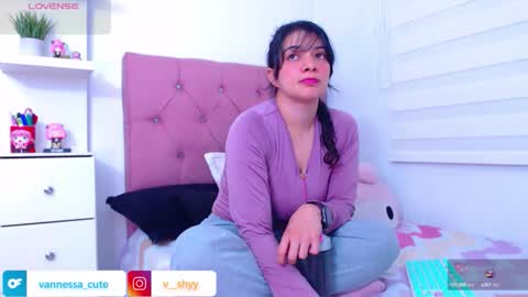 Snapshot of vannessa_shy chatting on September 9, 2025, 11:59 pm Vanesa online show from September 9, 2025, 11:59 pm