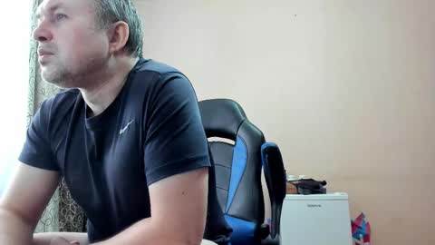 Snapshot of vano_822 chatting on February 2, 2026, 9:41 am vano_822 online show from February 2, 2026, 9:41 am