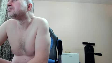 Snapshot of vano_822 chatting on April 4, 2026, 5:27 am vano_822 online show from April 4, 2026, 5:27 am