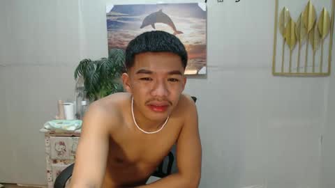 vanxxx2005 online show from December 2, 2024, 6:32 pm