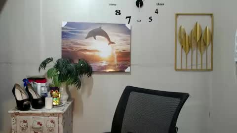 vanxxx2005 online show from January 17, 2025, 11:07 pm