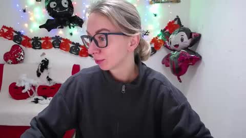 Vasilisa online show from October 27, 2025, 6:06 am