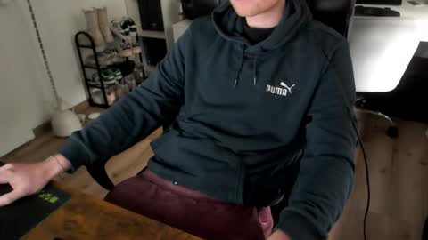 Vaslo online show from December 21, 2025, 9:49 am