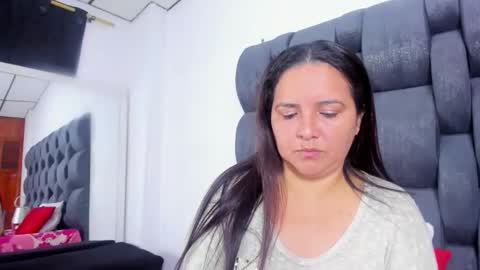 Aurora Cooper online show from September 15, 2025, 3:06 am