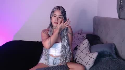 Vayolett Bass online show from February 22, 2025, 5:44 am