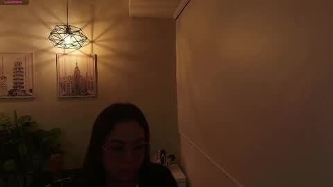 Victoria online show from October 4, 2025, 10:57 am