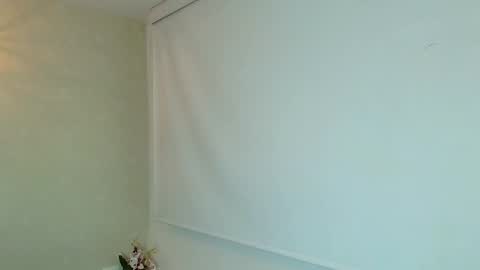 Victoria online show from October 8, 2025, 10:57 am