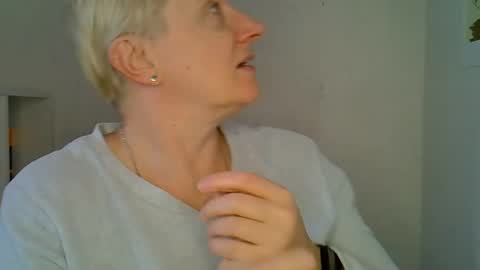 vea_motty online show from January 12, 2026, 9:36 am