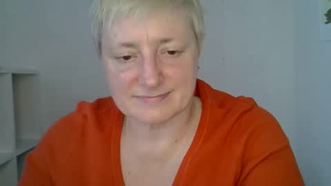 vea_motty online show from March 17, 2026, 8:39 am