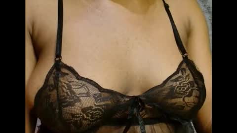 vee62 online show from March 25, 2026, 12:49 am