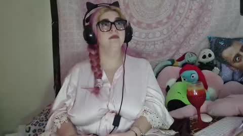 Veronica Lehane online show from December 22, 2024, 8:47 pm