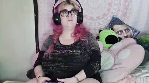 Veronica Lehane online show from January 7, 2025, 4:39 am