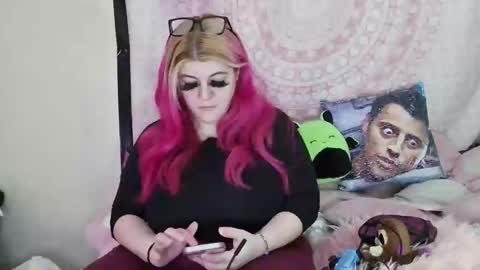 Veronica Lehane online show from January 18, 2025, 12:47 pm