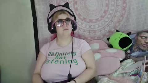 Veronica Lehane online show from February 4, 2025, 6:27 pm