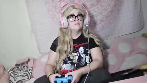 Veronica Lehane online show from October 3, 2025, 7:00 pm