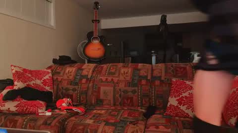 veelucious online show from October 24, 2025, 6:32 am