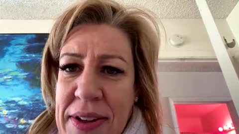 Snapshot of vegas_danielle chatting on March 8, 2026, 8:01 pm Vegas Dani online show from March 8, 2026, 8:01 pm