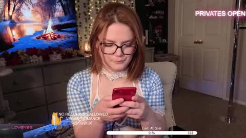 vegas_romance online show from January 10, 2026, 12:56 am