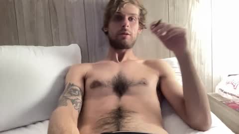 Joeyyy online show from October 14, 2025, 4:02 am