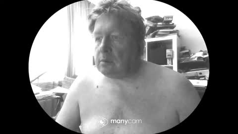 Snapshot of vejun2025 chatting on April 29, 2026, 5:33 am vejun2025 online show from April 29, 2026, 5:33 am