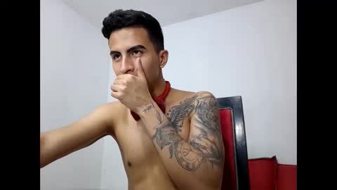 velk_hot1 online show from March 1, 2025, 12:17 am