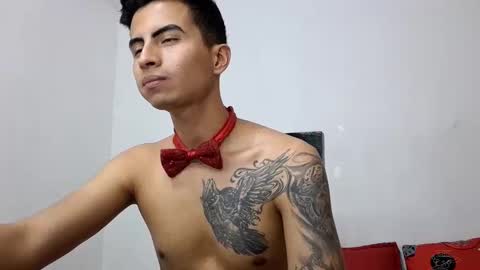 velk_hot1 online show from March 8, 2025, 1:17 am