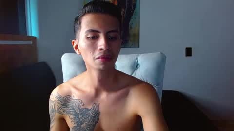 velk_hot1 online show from February 6, 2026, 1:47 pm