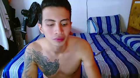 Snapshot of velk_hot1 chatting on July 4, 2026, 2:34 pm velk_hot1 online show from July 4, 2026, 2:34 pm