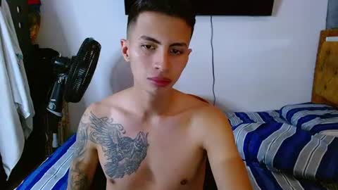 Snapshot of velk_hot1 chatting on July 7, 2026, 2:10 pm velk_hot1 online show from July 7, 2026, 2:10 pm