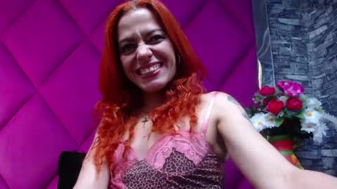 vellaparis online show from January 8, 2025, 7:03 pm