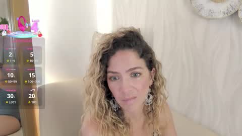 Snapshot of velora_ chatting on September 21, 2025, 3:41 am Velora online show from September 21, 2025, 3:41 am