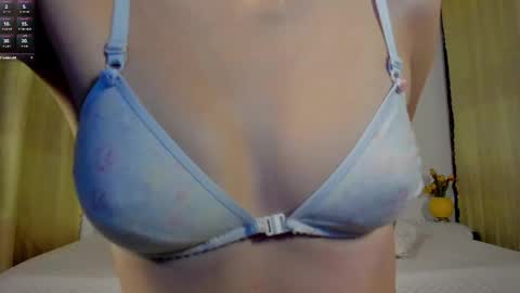 Snapshot of velvet_00 chatting on February 5, 2026, 8:08 am velvet_00 online show from February 5, 2026, 8:08 am